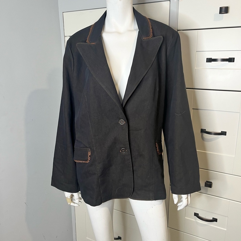 Studio Ease. Jean like. Blazer. Tan trim. Fringe. Plus. Size 18. 2 button Womens